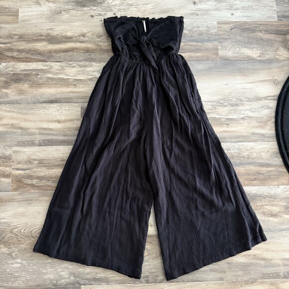 Free People Black Strapless Wide-Leg Jumpsuit Women’s Medium Boho Cotton Romper - Picture 1 of 7
